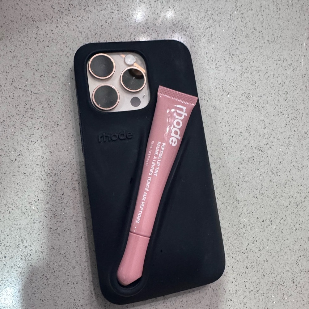 Black Phone Case with Pink Lip Product